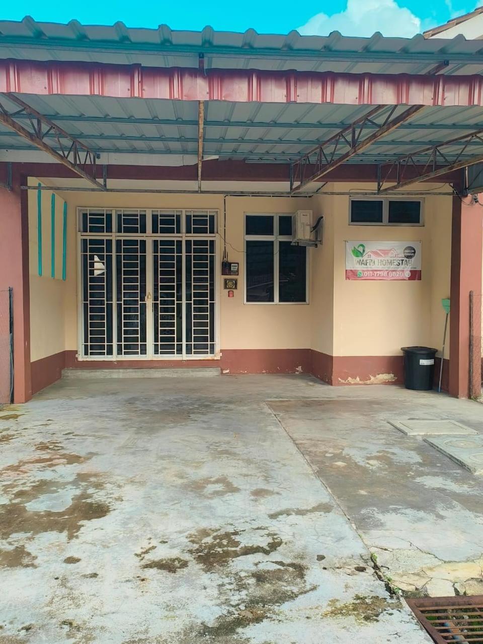 Wafiy Homestay Macang Экстерьер фото