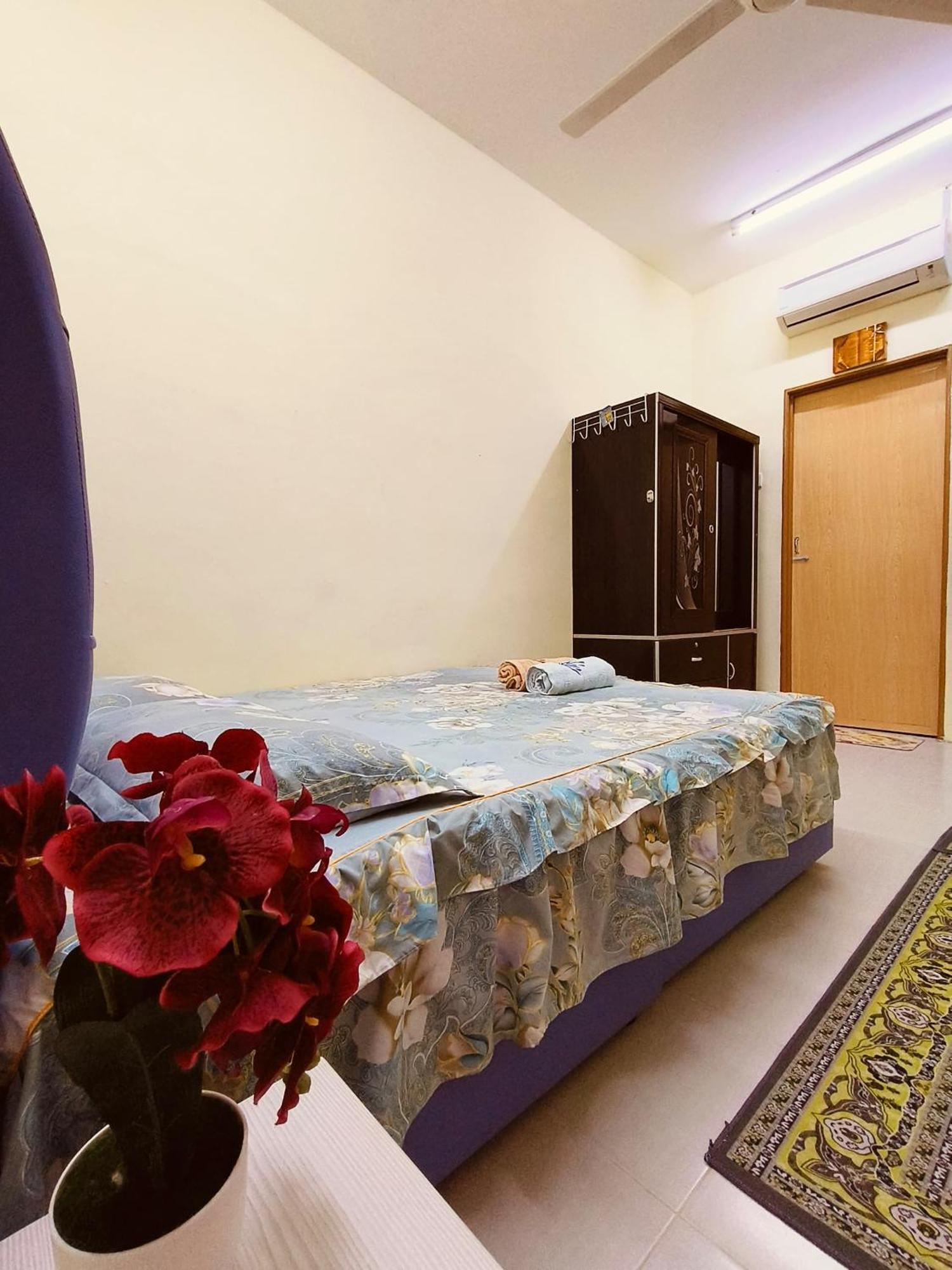 Wafiy Homestay Macang Экстерьер фото