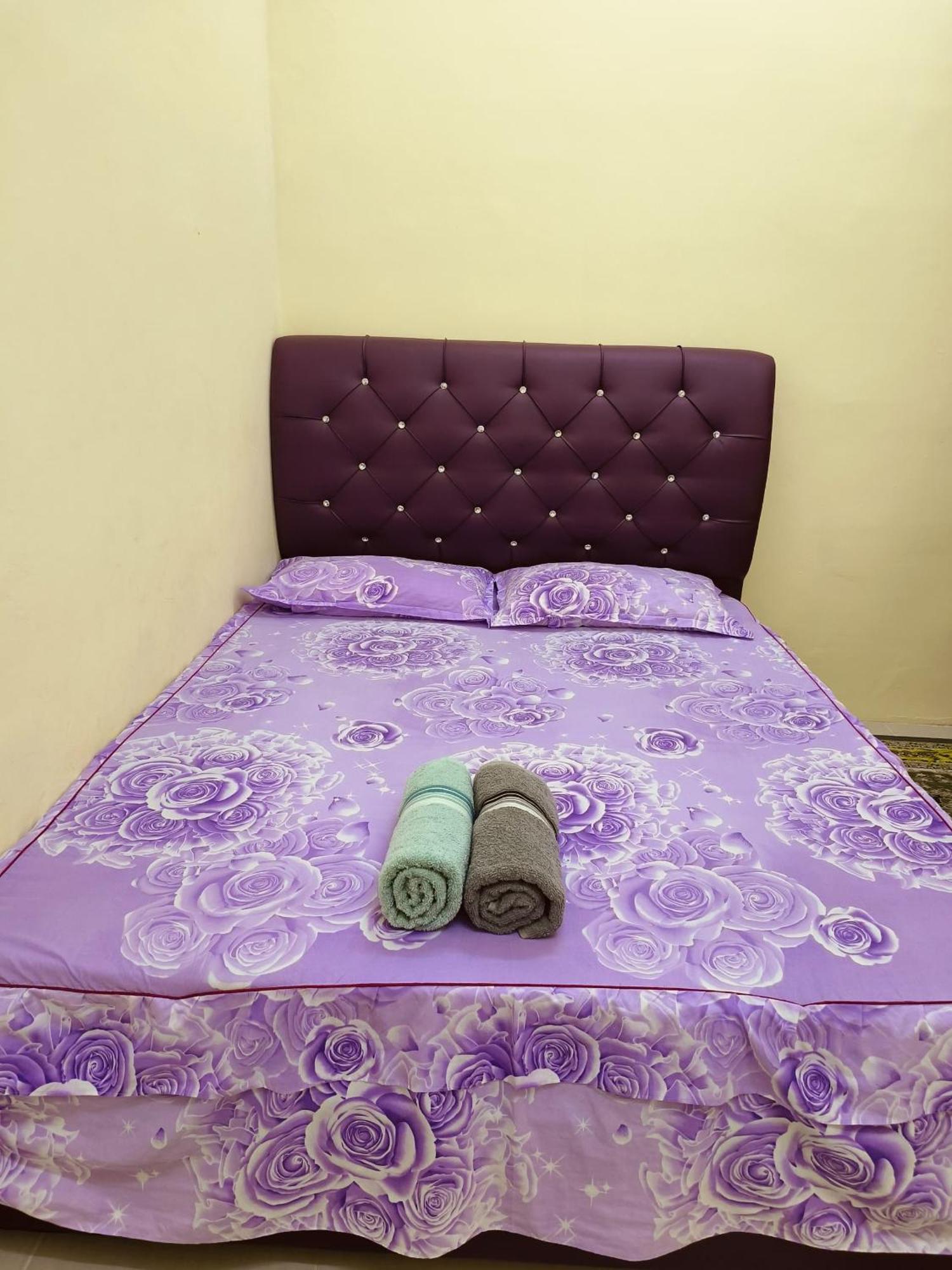 Wafiy Homestay Macang Экстерьер фото